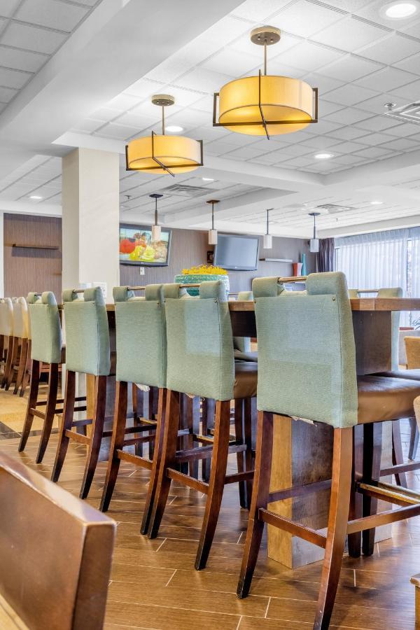 Wingate By Wyndham Chicago Schaumburg Hotel Buitenkant foto